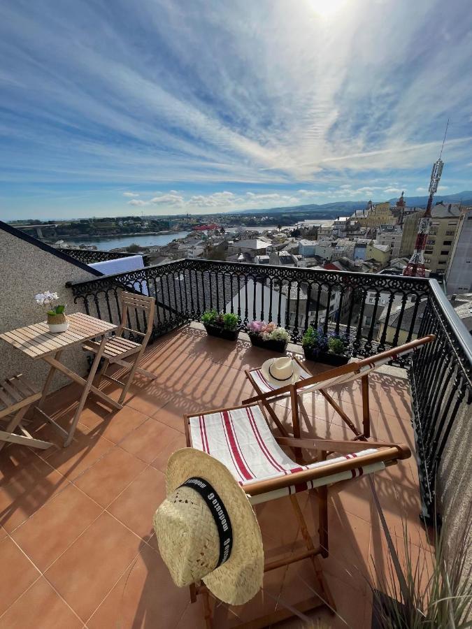 Moderno Piso Con La Mejor Terraza De Ribadeo Y Vistas Maravillosas Buitenkant foto